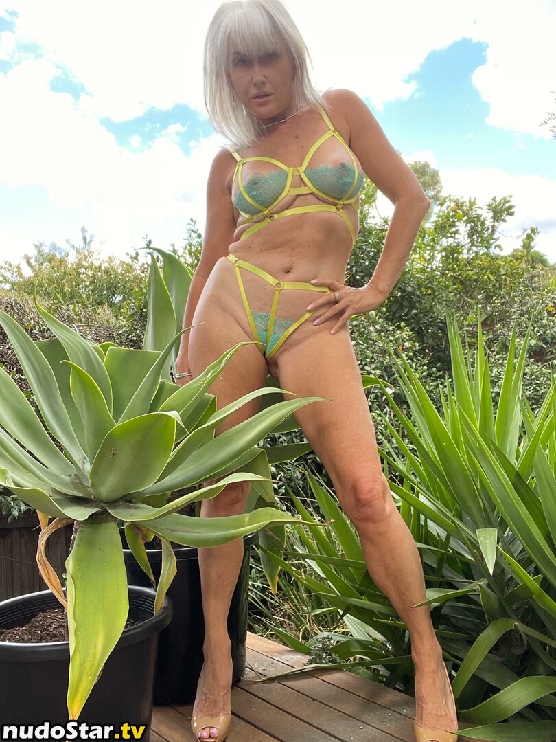 Sexting Grandma / goldengrandma / sexting.grandma / viktoria Lækket Nøgen OnlyFans Foto #16